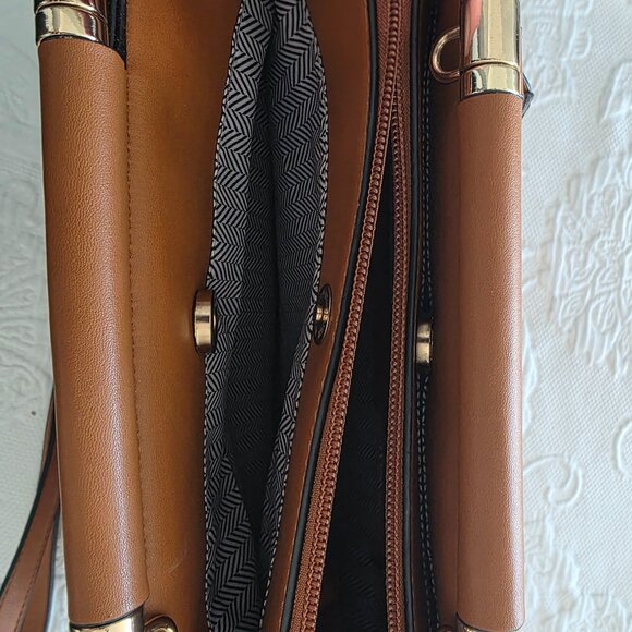 Vegan Leather Stitch Fix Tote - Picture 2 of 8